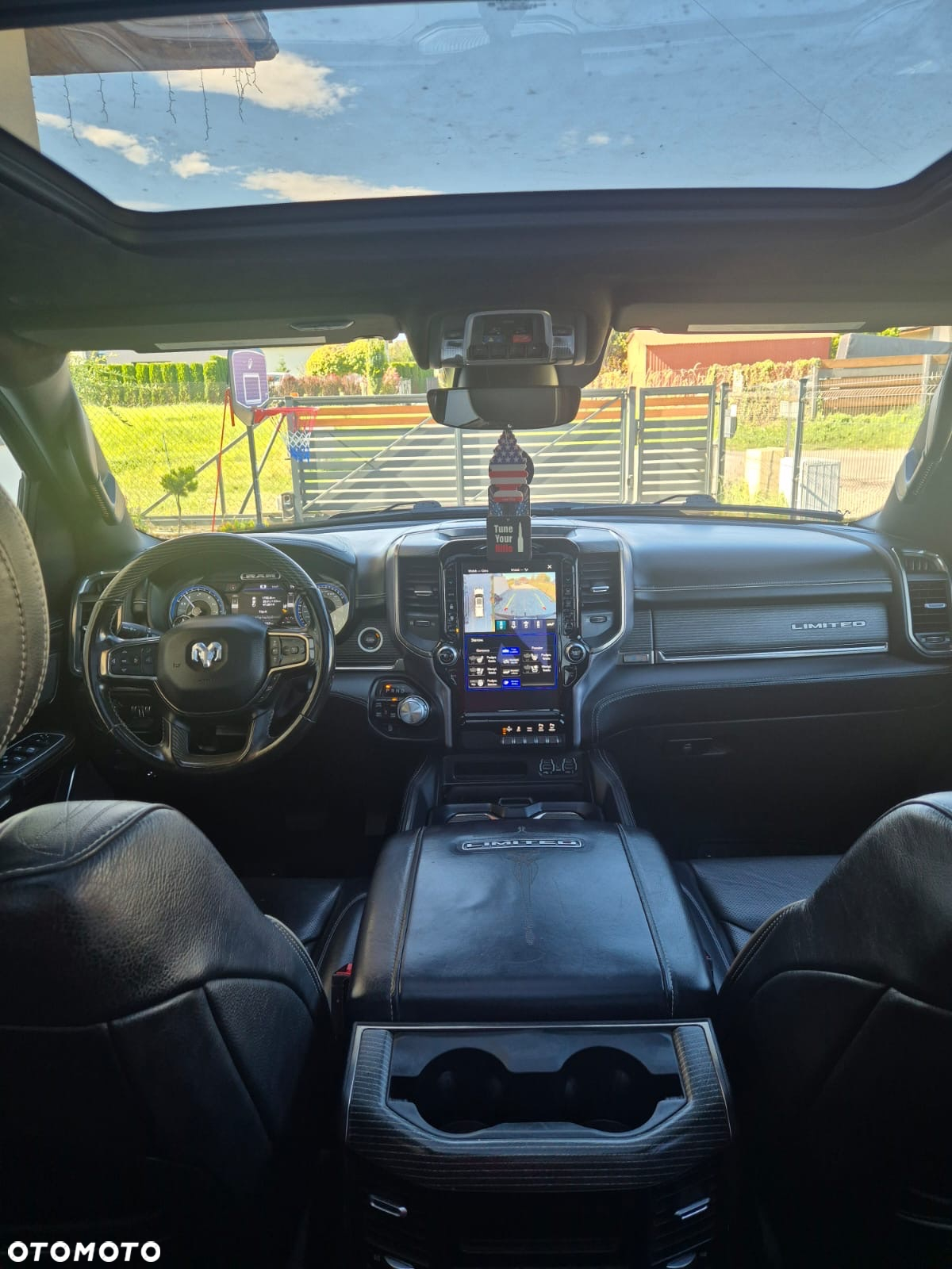 RAM 1500 - 7
