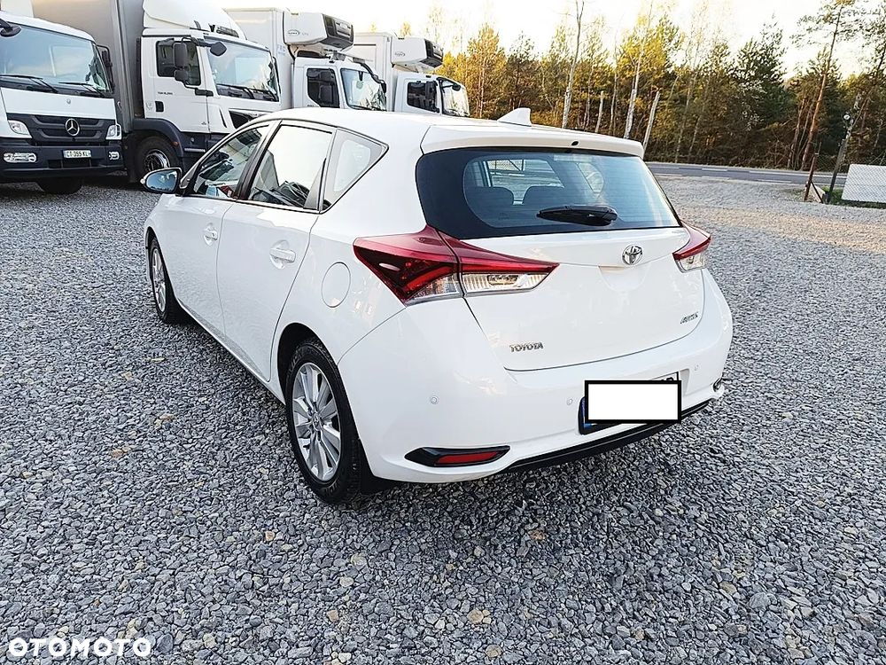 Toyota Auris 1.33 VVT-i Active - 5