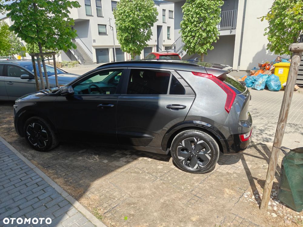 Kia Niro 64kWh L - 8