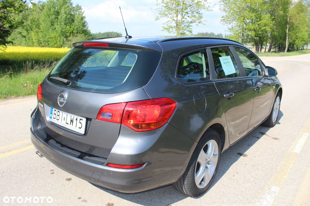 Opel Astra - 4