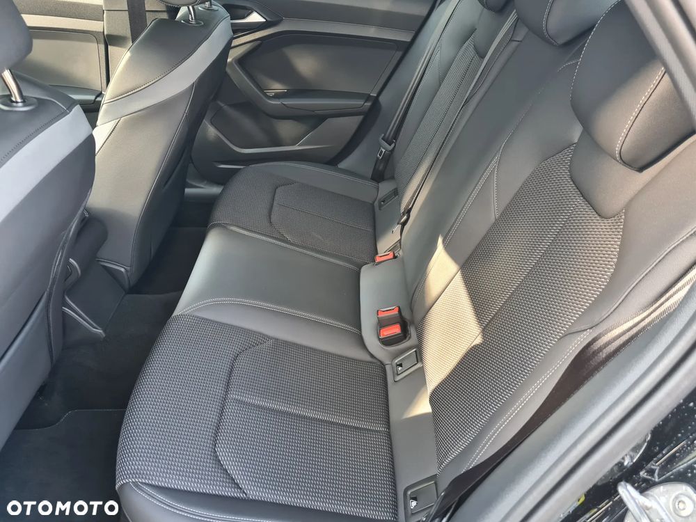 Audi A1 Sportback 35 TFSI Advanced S tronic - 10