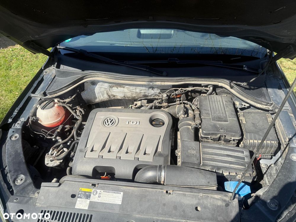 Volkswagen Tiguan 2.0 TDI DPF BlueMotion Technology Sport & Style - 9