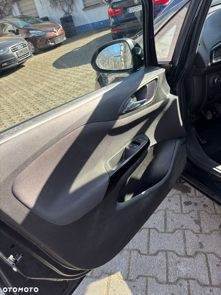 Opel Corsa 1.4 T Cosmo S&S - 11