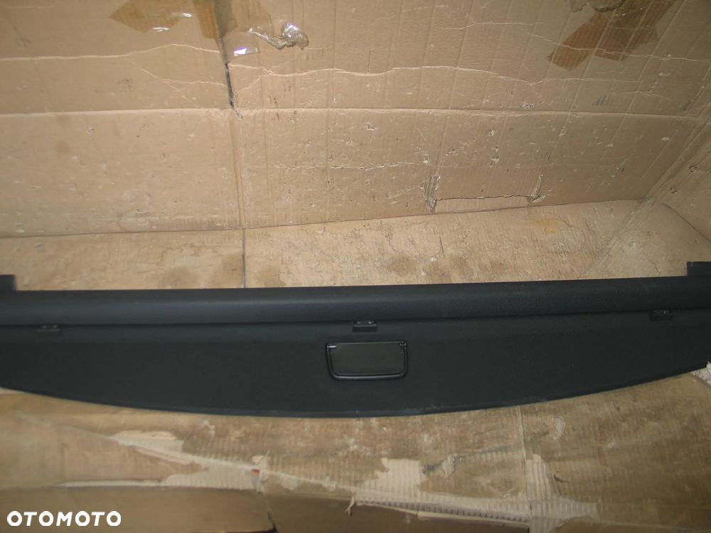 roleta bagaznika vw golf 4 bora 98-04r 1J9867871 czarna oryginal - 5