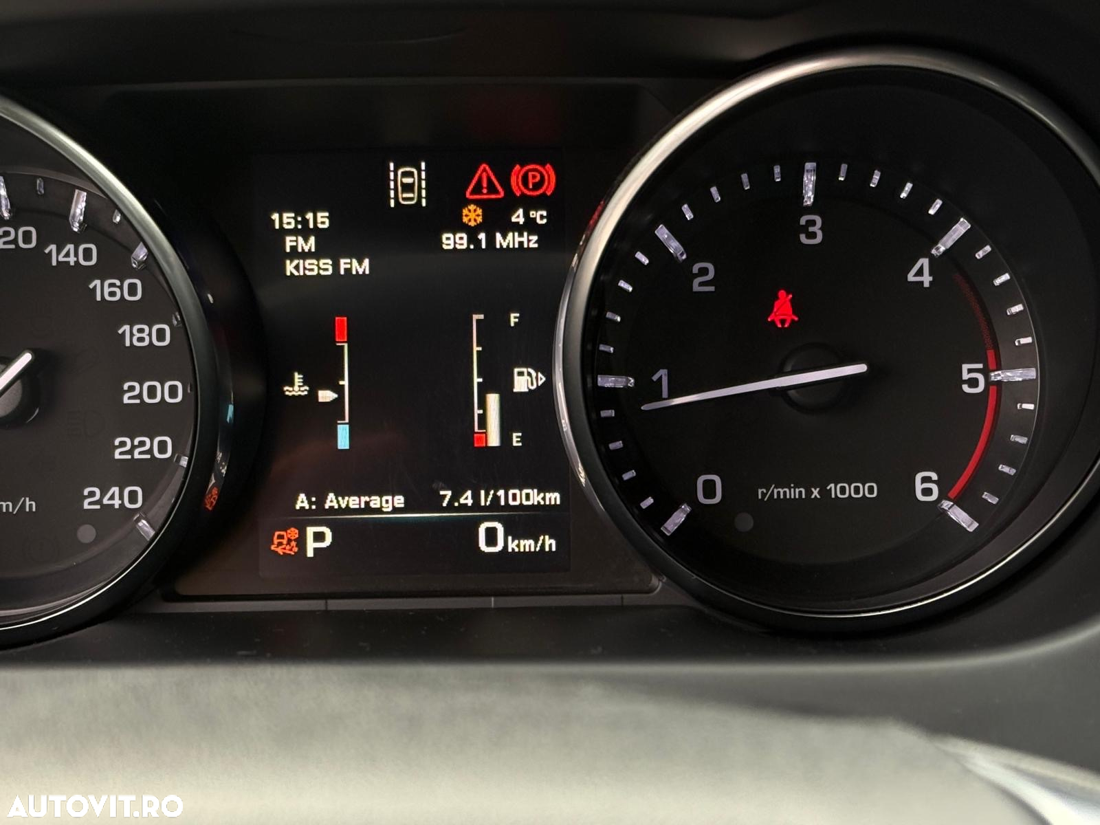 Land Rover Discovery Sport 2.0 l TD4 HSE Luxury Aut. - 35