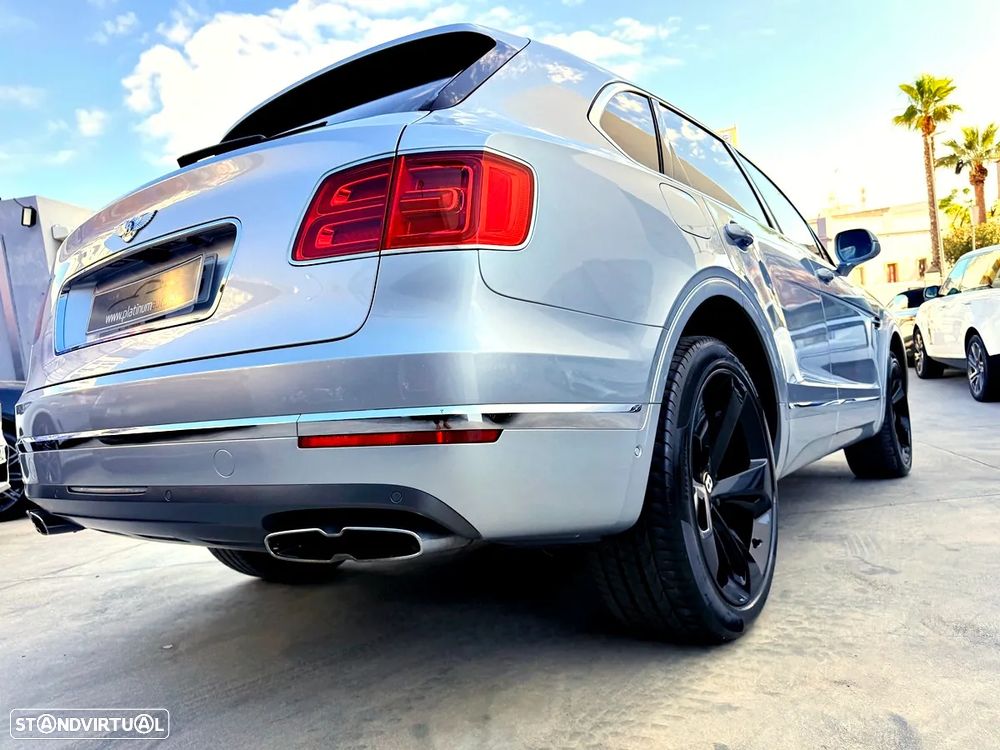 Bentley Bentayga V8 - 47