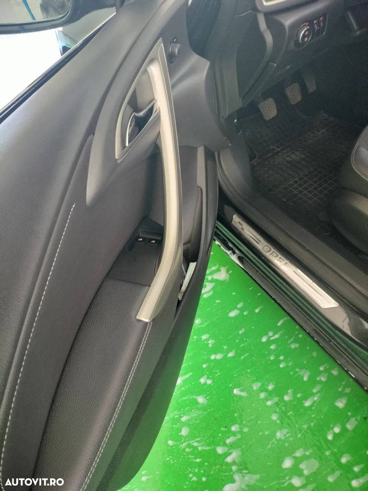 Opel Astra 1.7 CDTI DPF 150 Jahre - 7