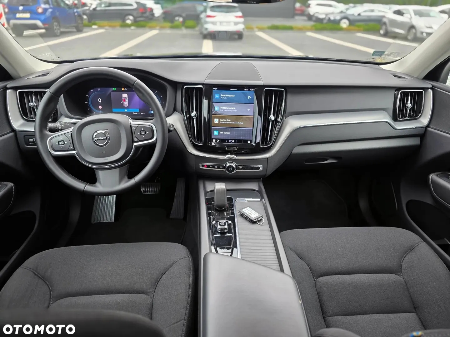Volvo XC 60 D4 Momentum Pro - 18