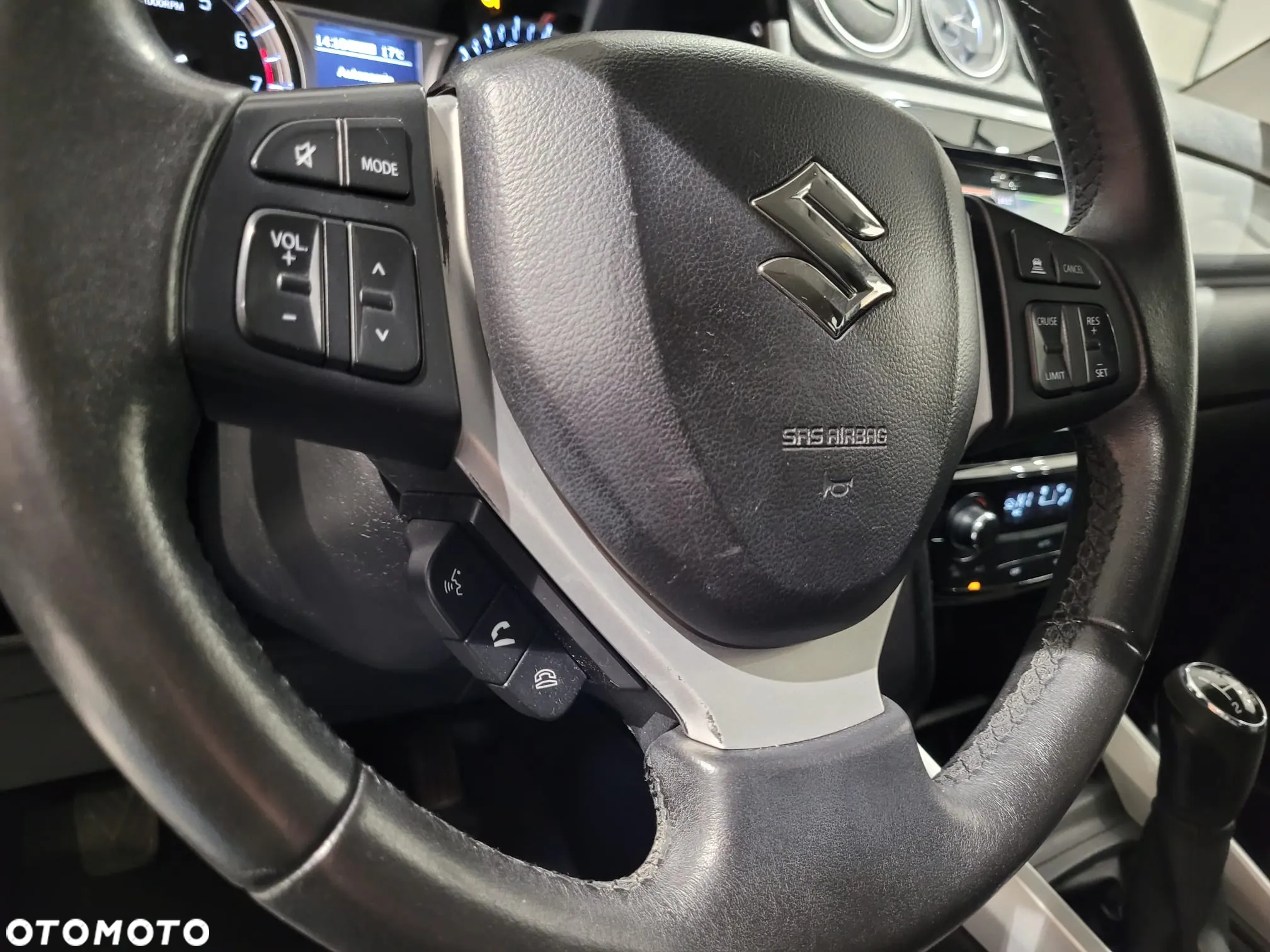 Suzuki Vitara 1.6 (4x4) Allgrip Comfort - 19