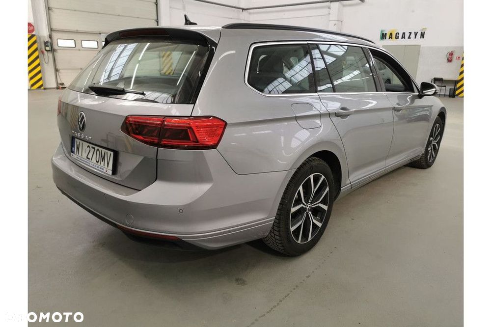 Volkswagen Passat Variant - 2