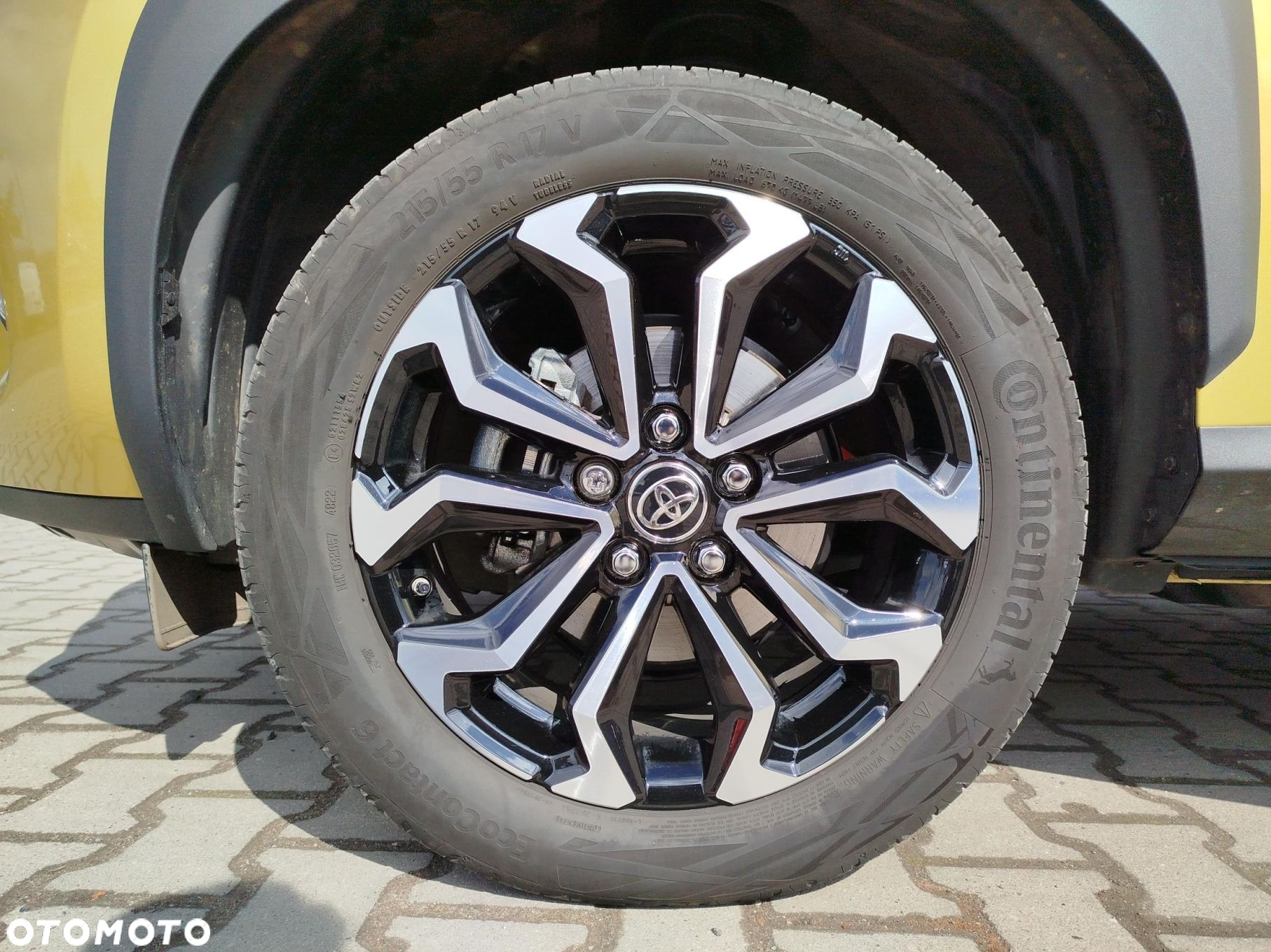 Toyota Yaris Cross - 14