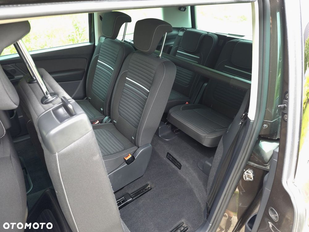 Volkswagen Sharan 2.0 TDI Highline - 8