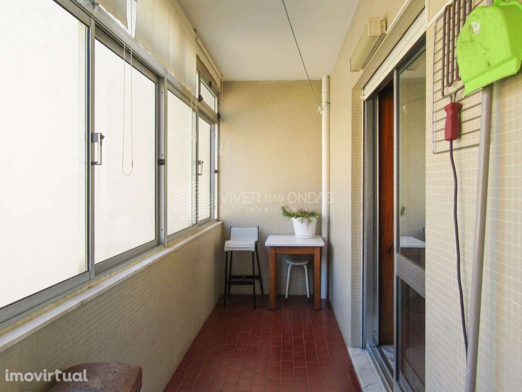 Apartamento T2+1 Renovado na Granja com vista mar- São Félix da Mar... - Grande imagem: 2/33