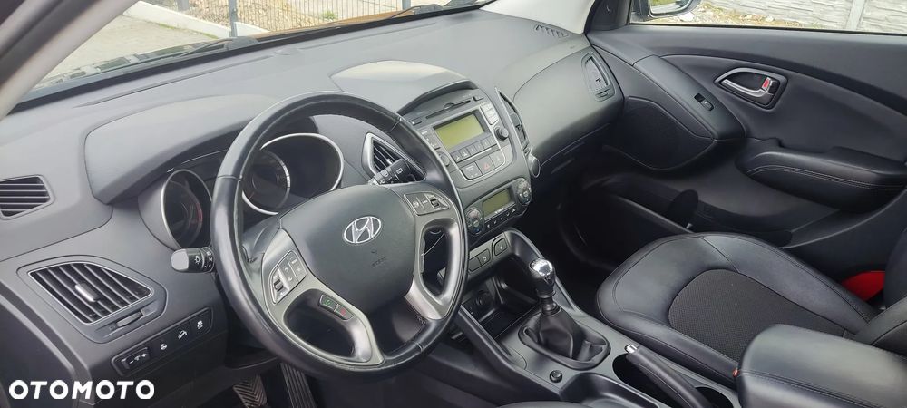 Hyundai ix35 blue 1.6 2WD Finale Silver - 10