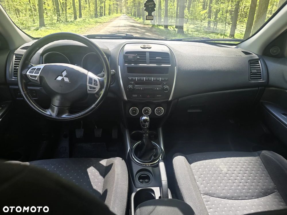 Mitsubishi ASX 1.8 DI-D 2WD Instyle - 12