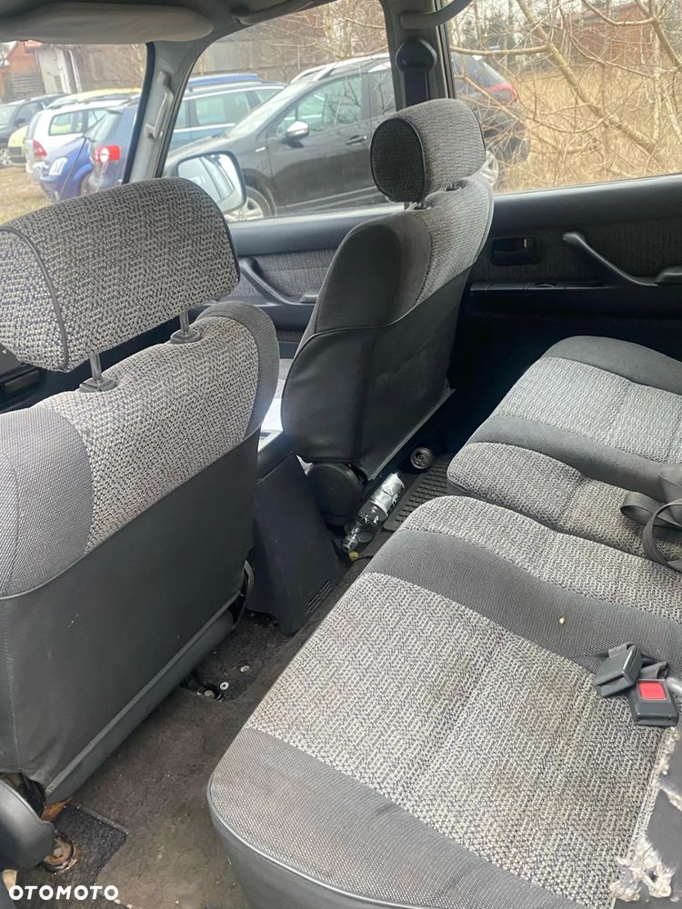 Toyota Land Cruiser - 2