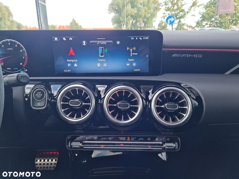 Mercedes-Benz Klasa A 35 AMG 4-Matic 8G-DCT - 23