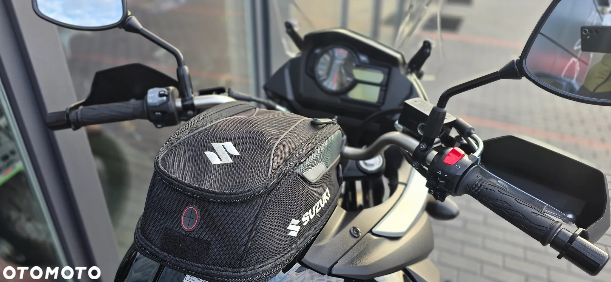 Suzuki DL - 16