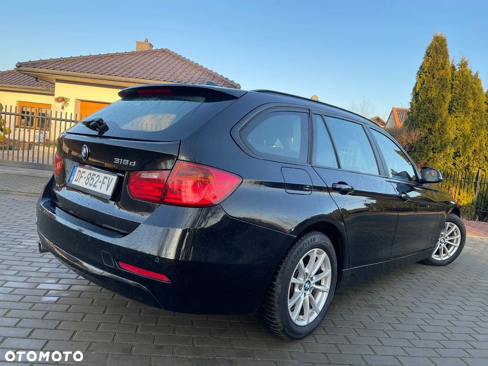 BMW Seria 3 318d Blue Performance Modern Line - 6