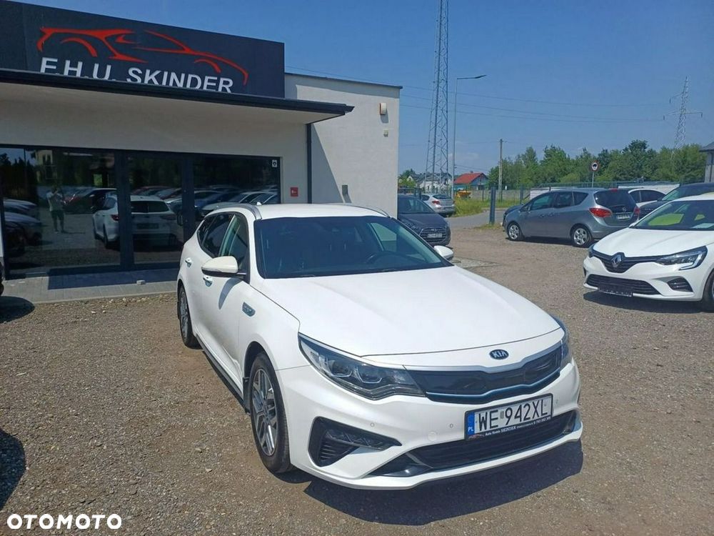 Kia Optima Sportagon 2.0 GDI Attract - 10