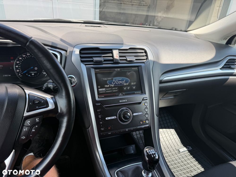Ford Mondeo 2.0 TDCi Allrad Titanium - 28
