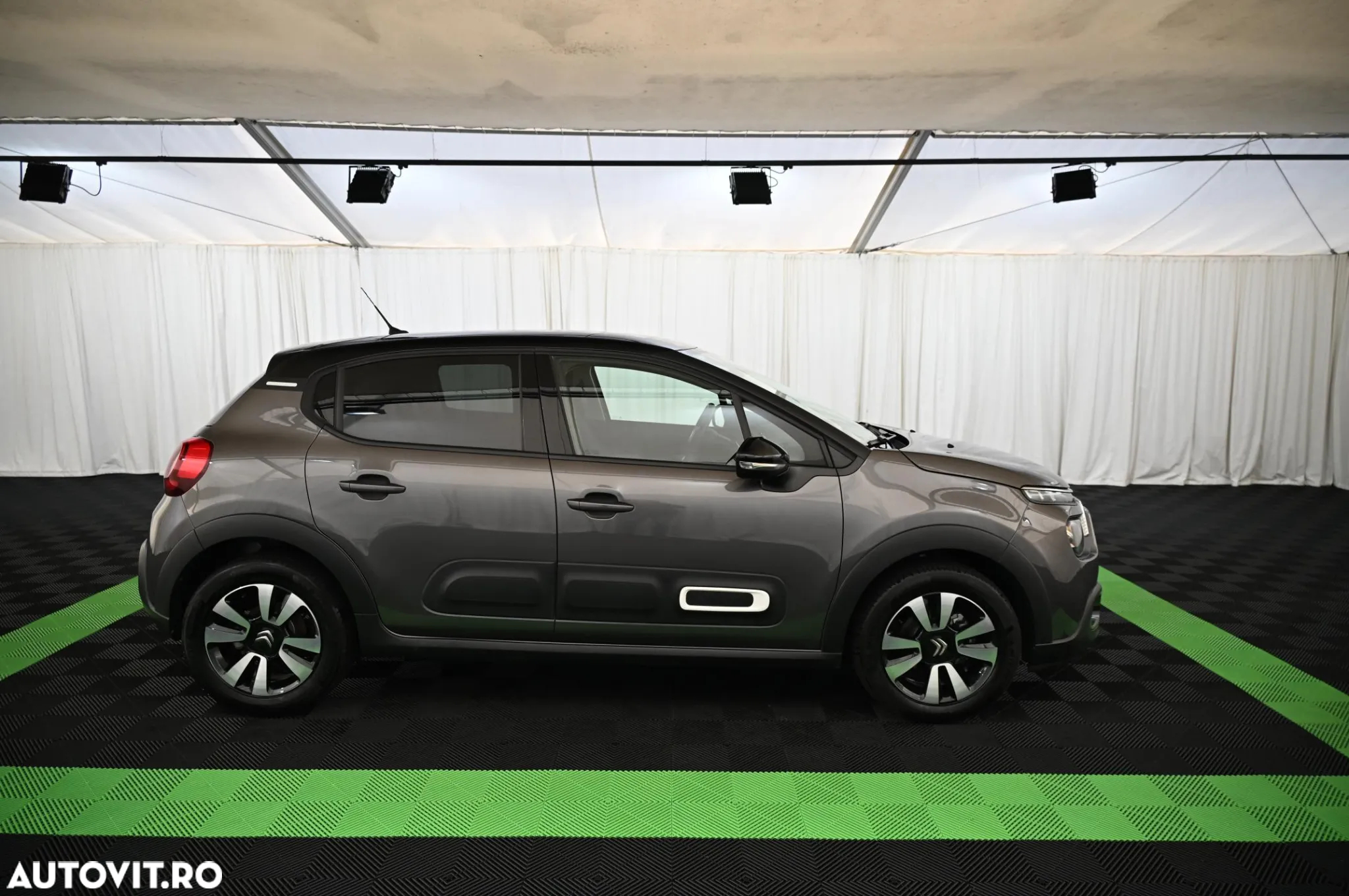 Citroën C3 Pure Tech 110 S&S SHINE - 4