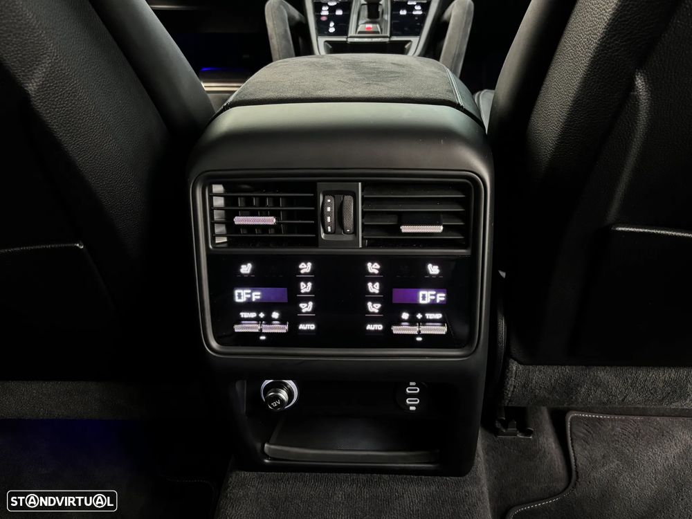 Porsche Cayenne Coupé Turbo GT Tiptronic S - 31