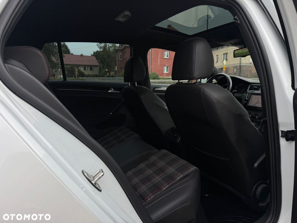 Volkswagen Golf VII 2.0 TSI BMT GTI Performance DSG - 10