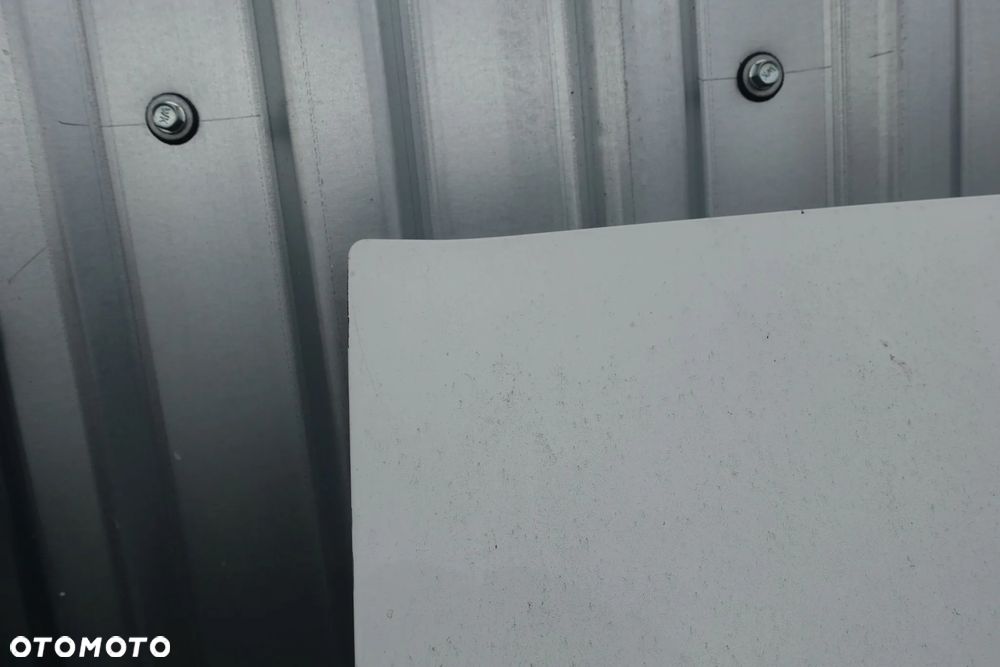 DRZWI PRAWY TYŁ IVECO DAILY 17r. - 5