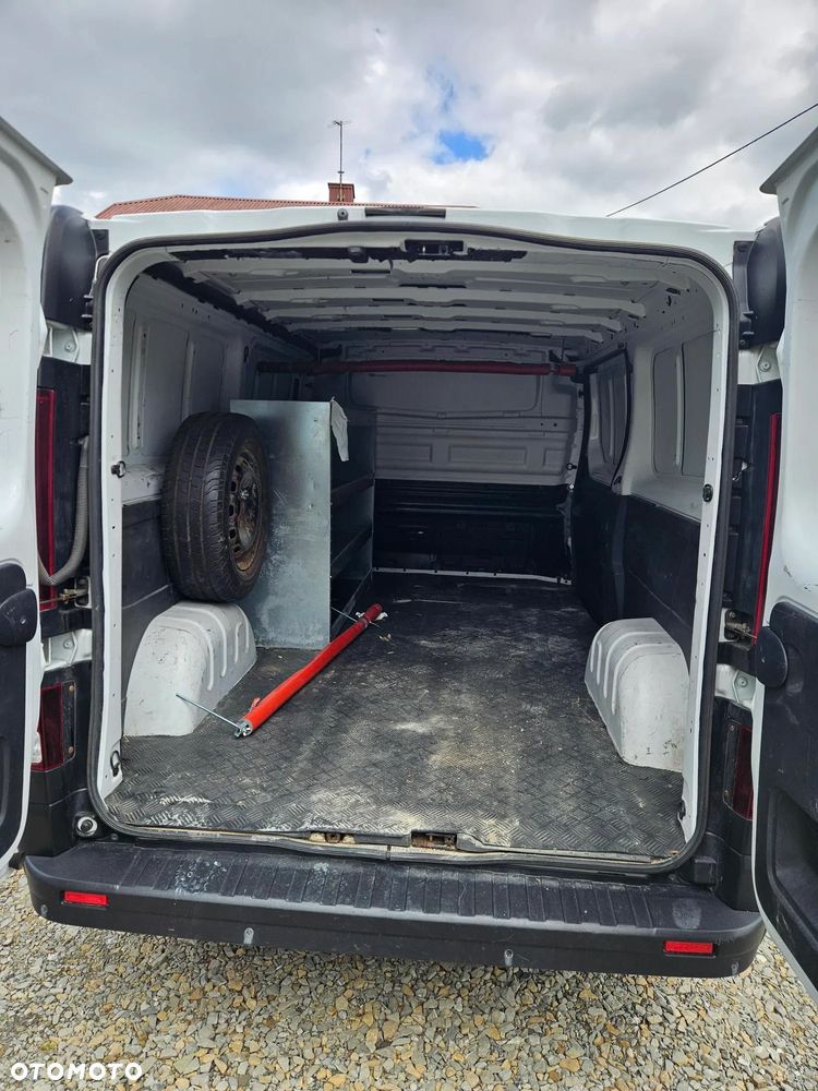 Renault Trafic - 11