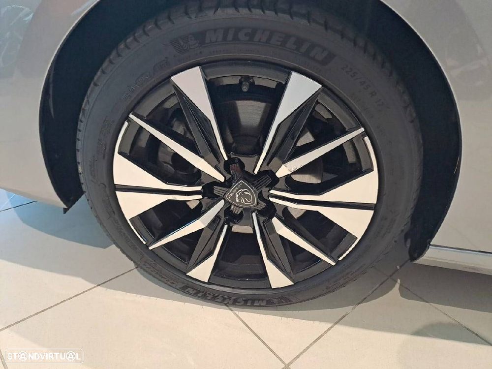 Peugeot 308 SW 1.2 Hybrid Allure e-DCS6 - 11