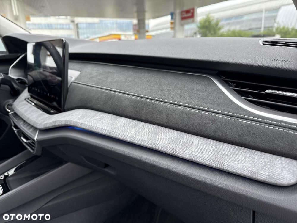 Skoda Octavia 1.5 TSI mHEV Selection DSG - 21