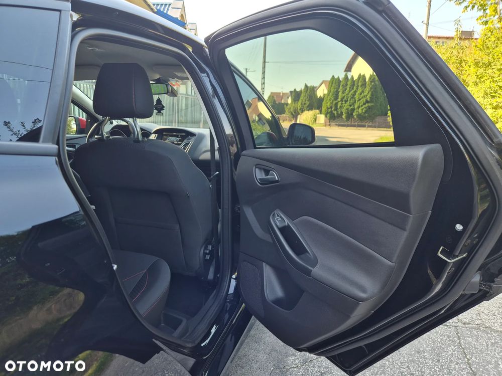 Ford Focus 1.5 EcoBoost ST-Line Black ASS - 27