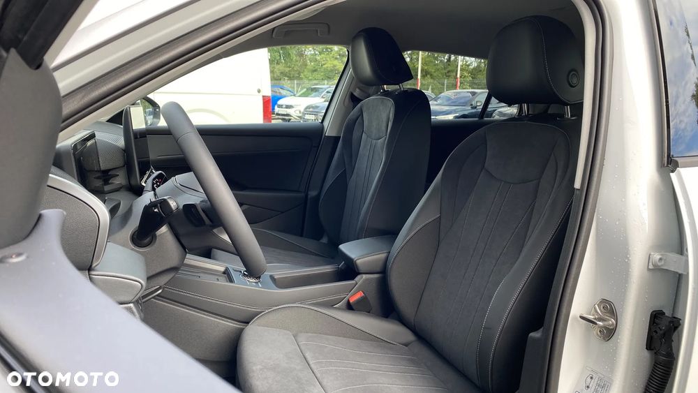 Volkswagen T-Roc 1.5 eTSI Style DSG - 20