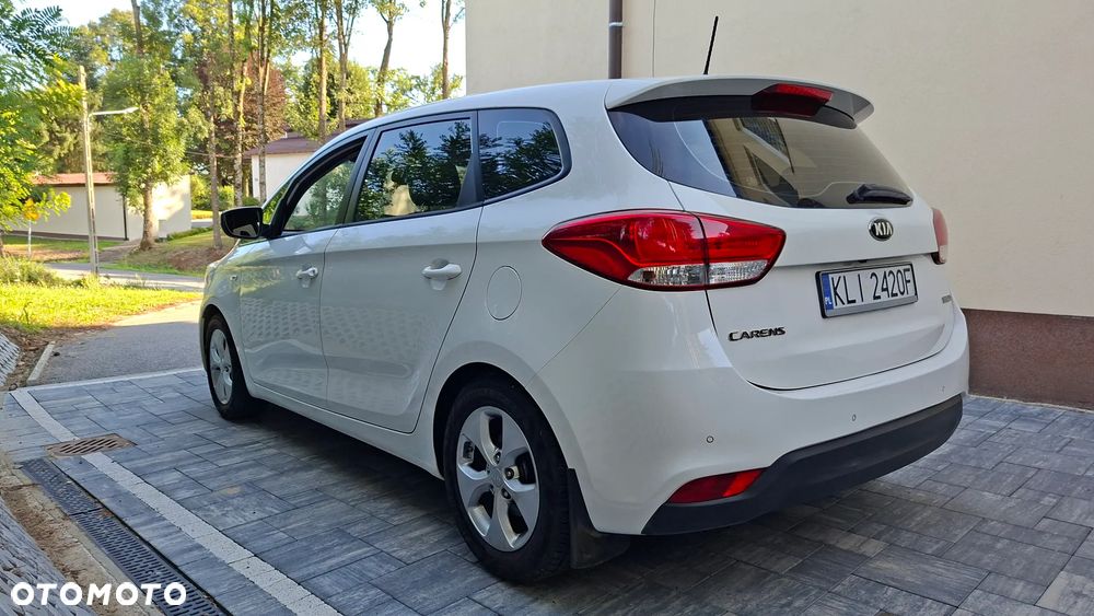 Kia Carens 1.7 CRDi XL 7os - 3