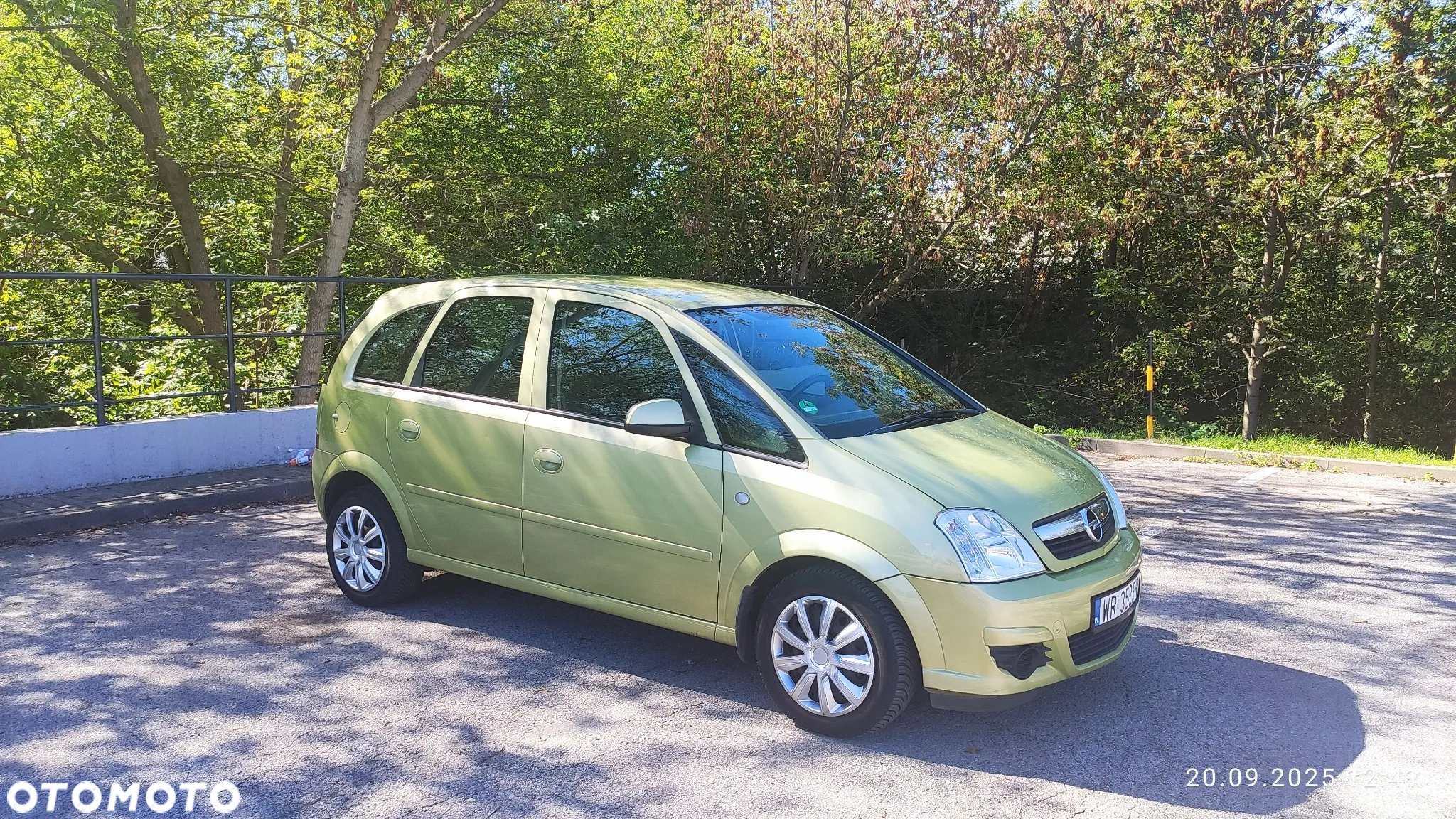 Opel Meriva 1.6 Cosmo - 9