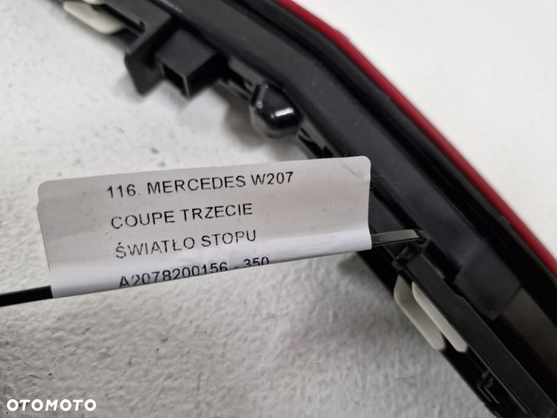 mercedes w207 coupe trzecie 3 światło stopu a2078200156 - 10