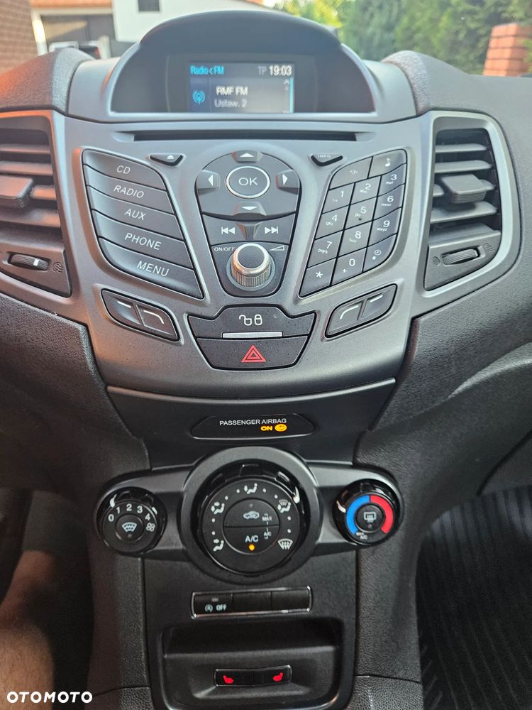 Ford Fiesta - 9