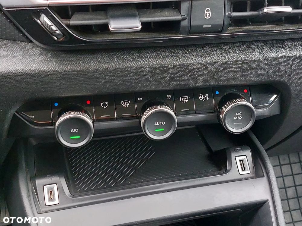 Citroën C4 1.2 PureTech Shine S&S - 9