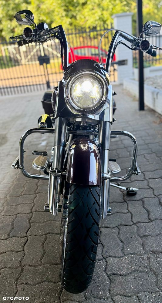 Harley-Davidson Touring Road King - 2
