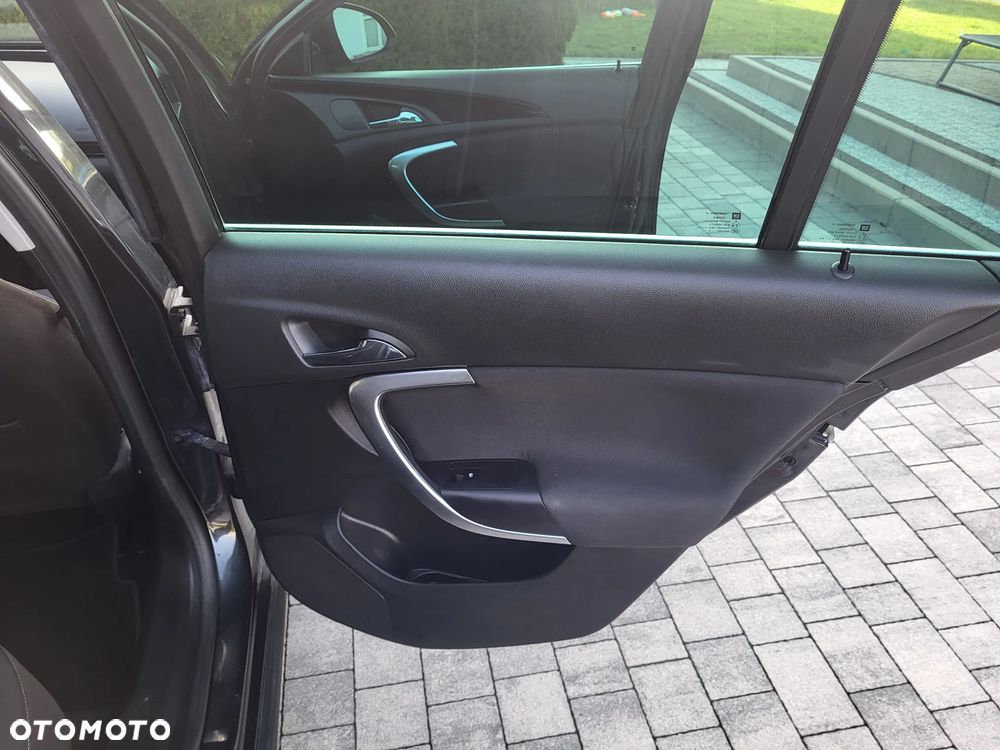 Opel Insignia 1.6 T Cosmo - 15
