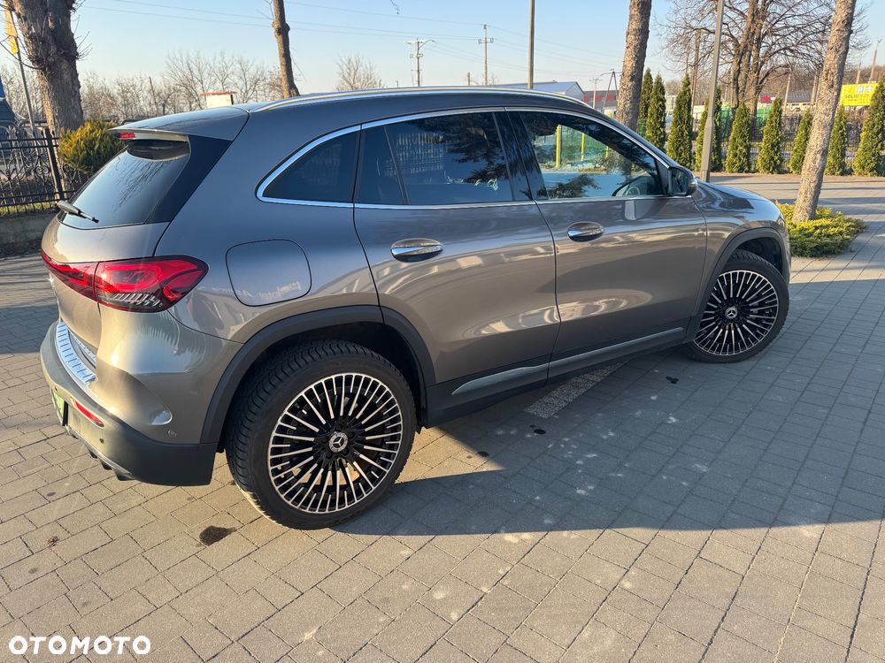 Mercedes-Benz EQA 250 66.5kWh AMG Line - 4
