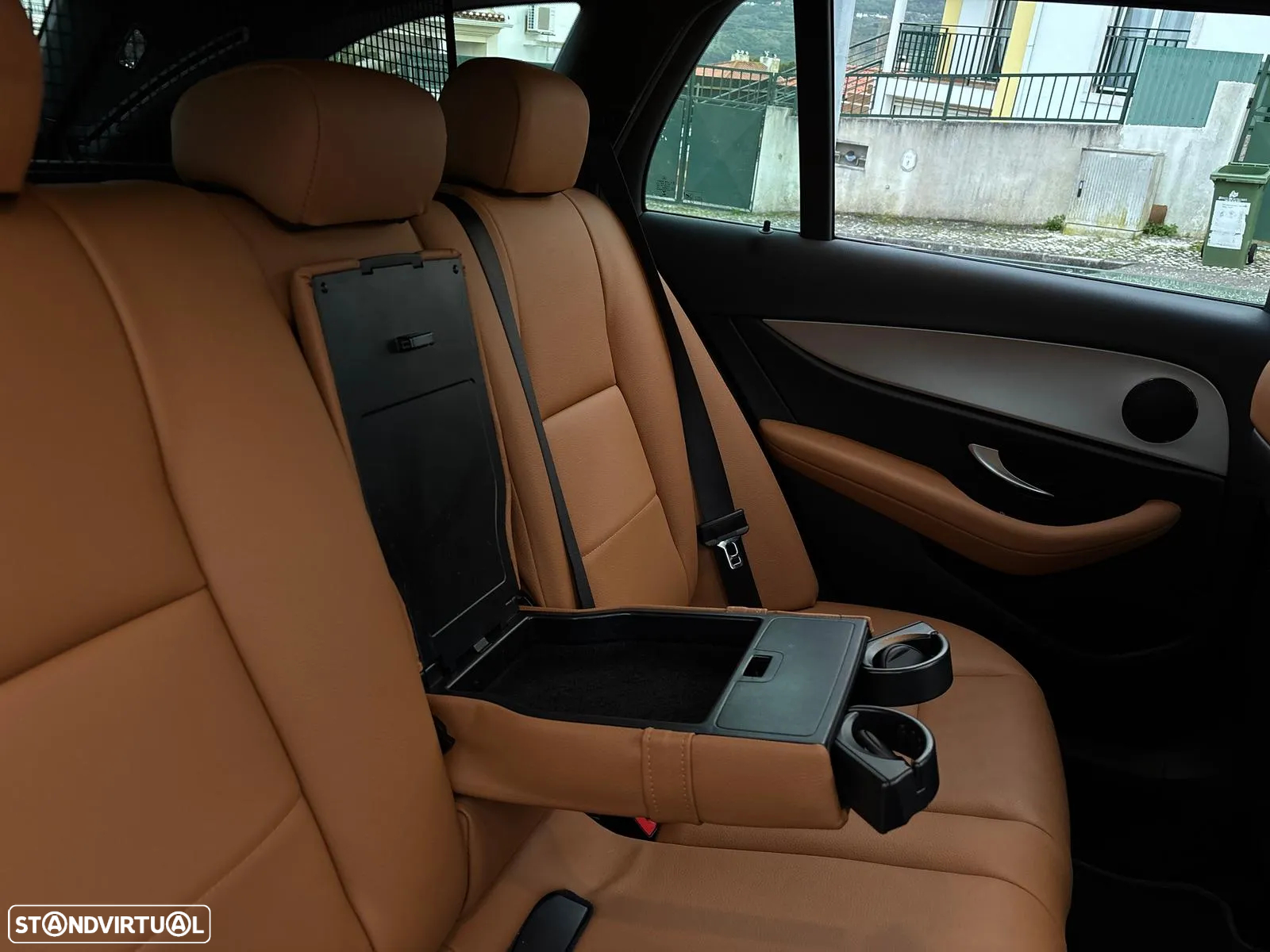 Mercedes-Benz E 300 de Exclusive Line - 27