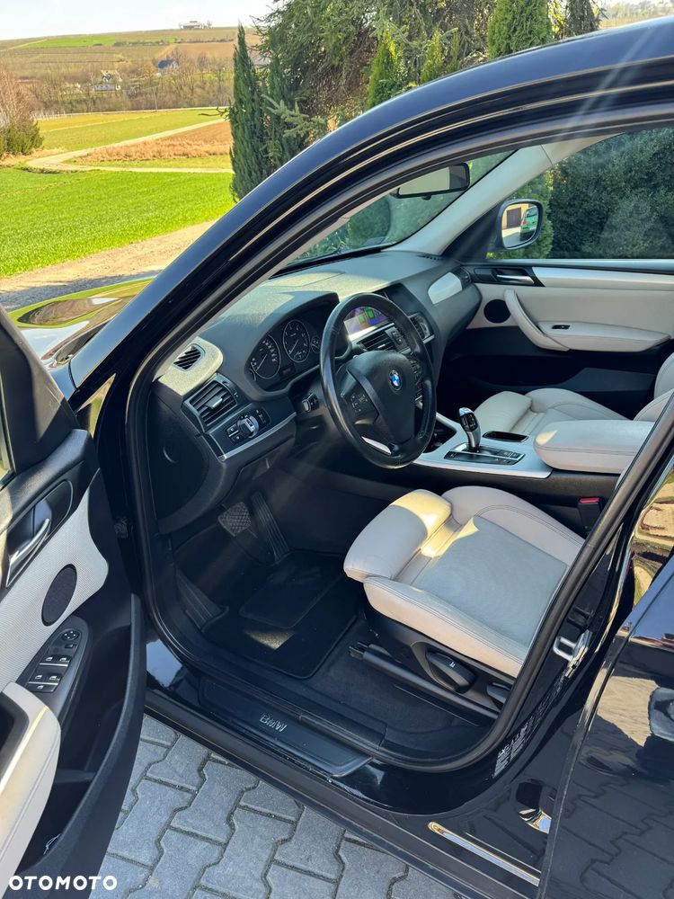 BMW X3 xDrive20d - 13