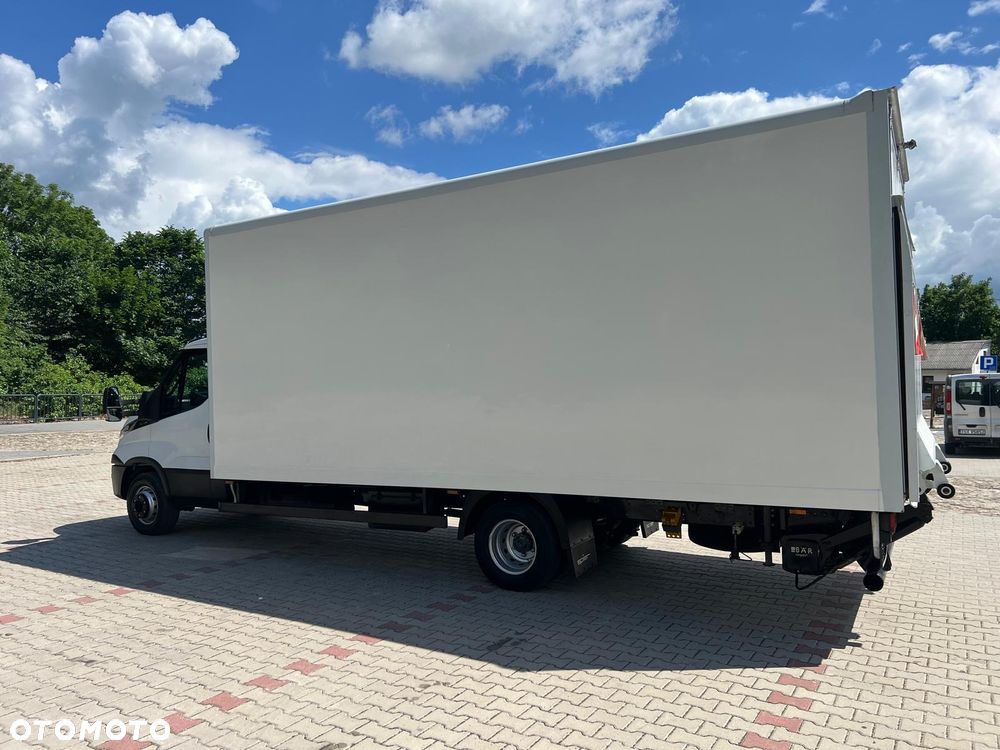 Iveco Daily 70C17 / Kontener / Winda / - 23