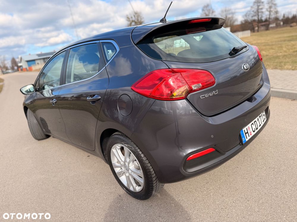 Kia Ceed 1.6 CRDi 128 Spirit - 4