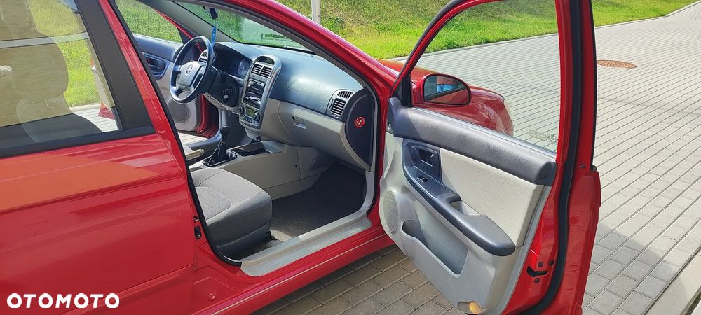 Kia Cerato - 18