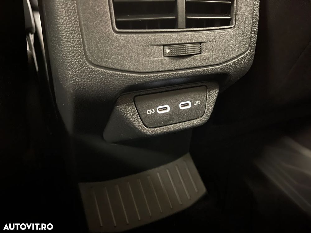 Volkswagen T-Roc 2.0 TDI SCR Style - 24