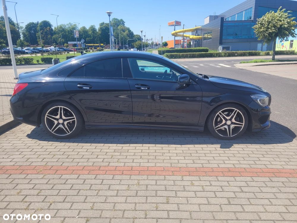 Mercedes-Benz CLA 220 CDI - 2