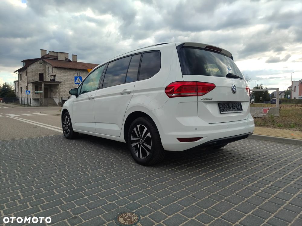 Volkswagen Touran 2.0 TDI SCR UNITED - 20